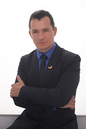 Sergio Ballesteros Castro - Ejecutivo Comercial